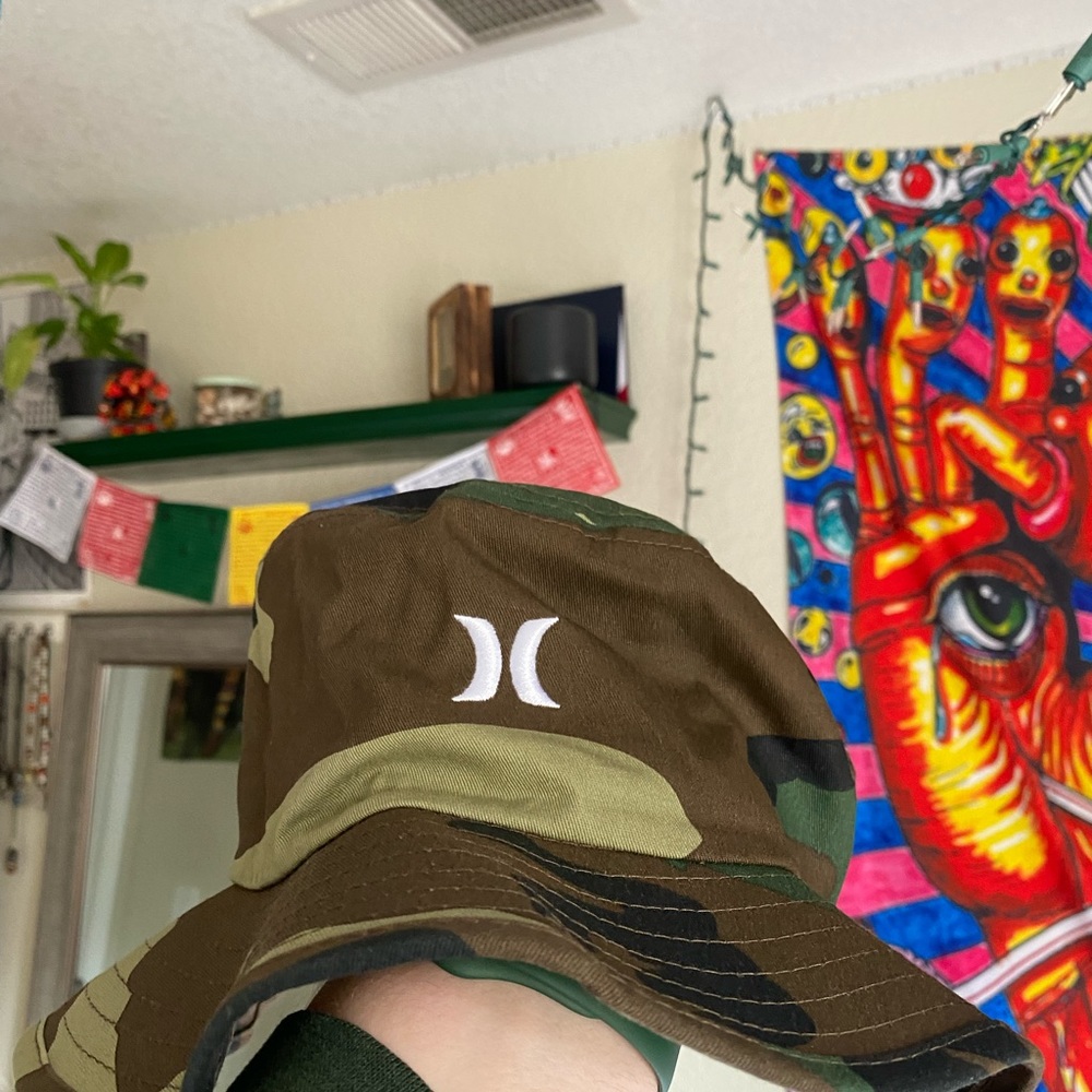 Hurley camo bucket fishing hat